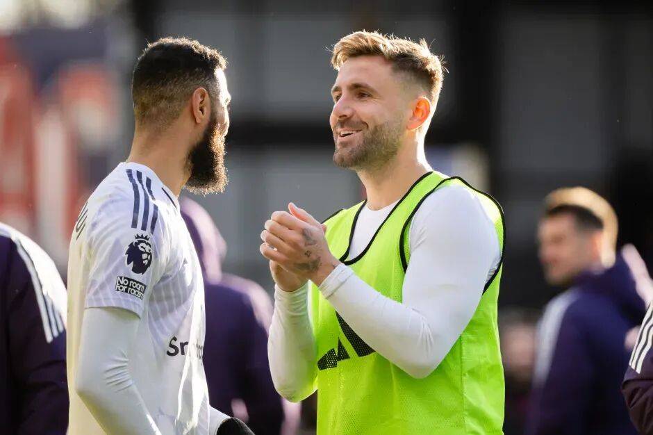 世界杯平台-重拾第二春！卢克肖赛季100%全勤 阿莫林视他为后防核心